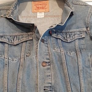Vintage Levi's Jean jacket - Men's, Near Perfect